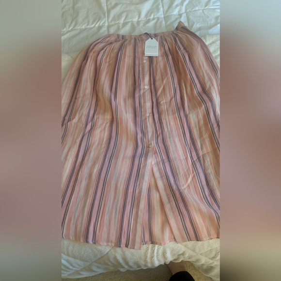 English Factory New pastel pink stripe skirt- SM - Picture 6 of 6